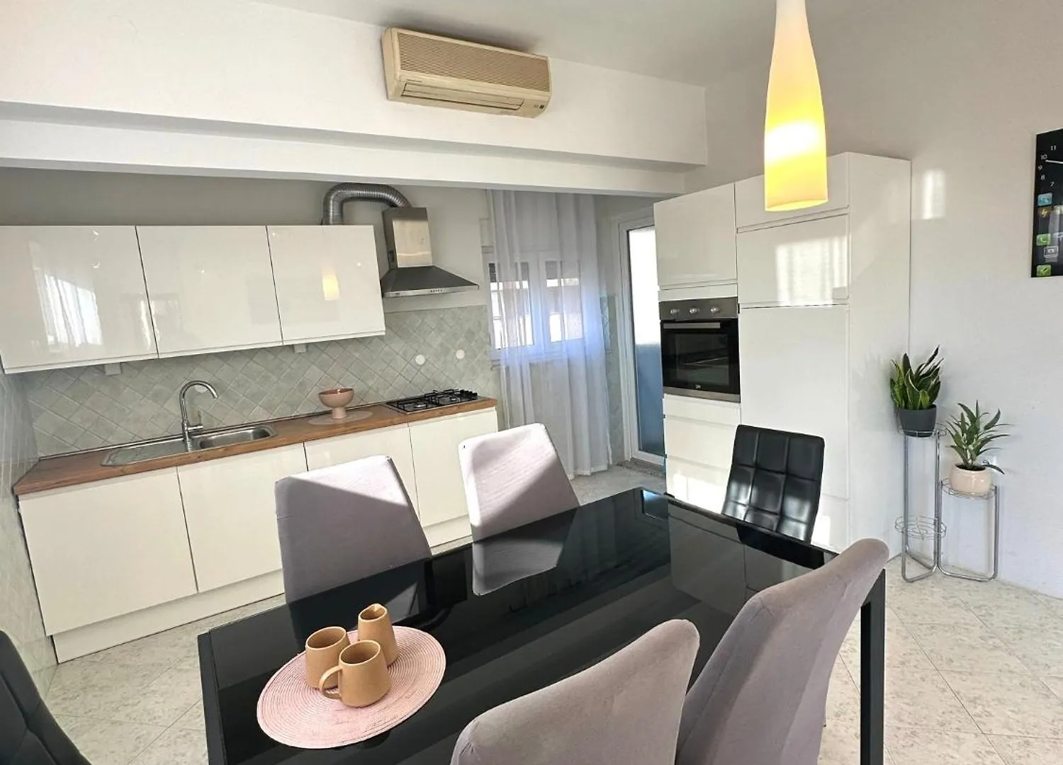 Apartamento Spacious 3Bdr App In Center 